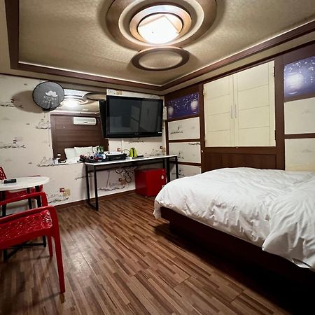 Picasso Motel 首爾 外观 照片