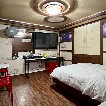 Picasso Motel 首爾 外观 照片